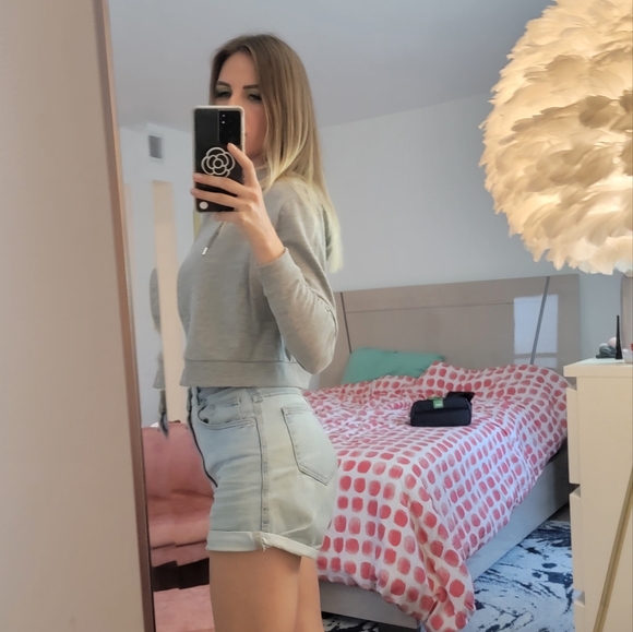 Divided H&M "Exhale the past Inhale the future"Grey Yoga Hooded Crop Sweatshirt - Picture 4 of 8